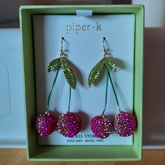 ***NIB*** Piper K Sparkling Crystal Cherries dangle earrings. - Picture 3 of 6